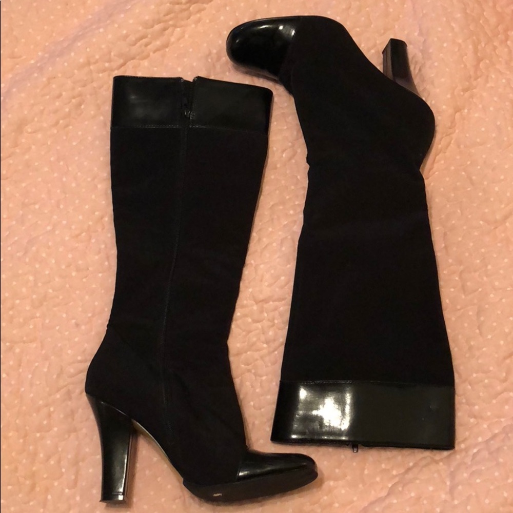 Tahari boots